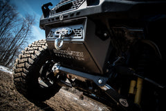 https://serenity-foxfactory.asset.akeneo.cloud/fox_asset_family/media/Blue_Bronco_CWL_Front_Skid_winch_01.jpg