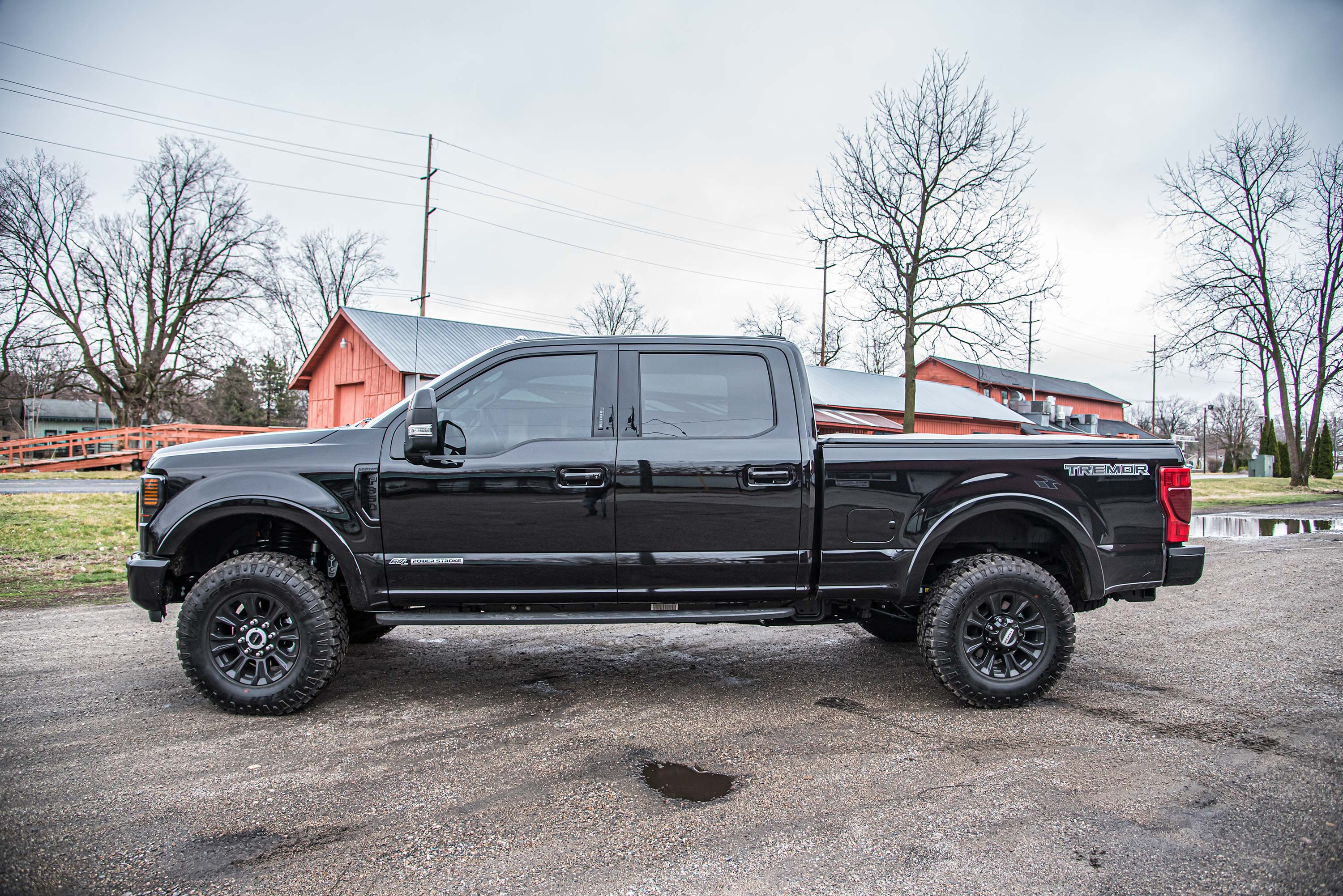 5 Inch Lift Kit w/ Radius Arm | FOX 2.5 Performance Elite Coil-Over Conversion | Ford F250/F350 Super Duty (20-22) 4WD | Diesel