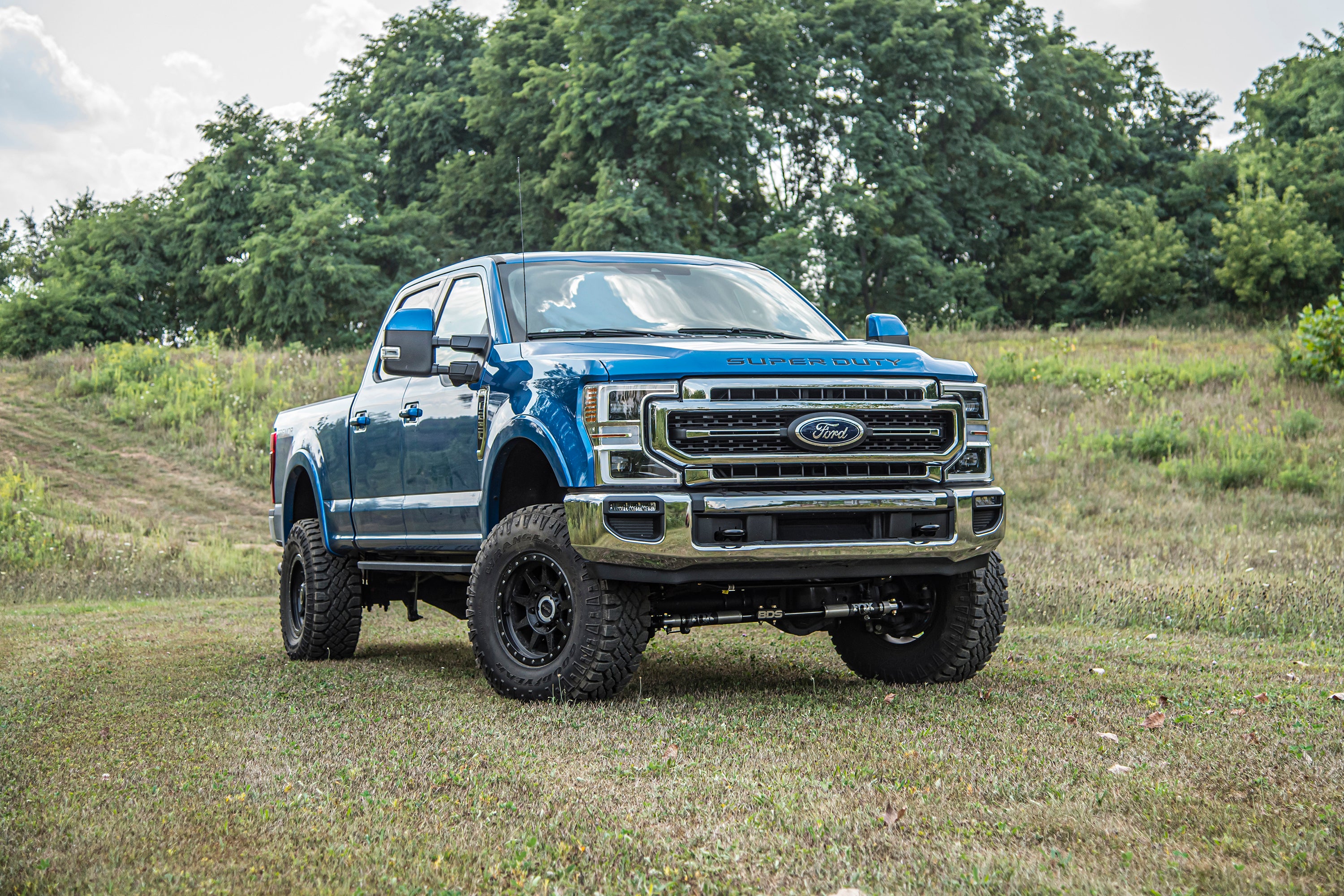 3 Inch Lift Kit w/ Radius Arm | FOX 2.5 Performance Elite Coil-Over Conversion | Ford F250/F350 Super Duty (20-22) 4WD | Diesel