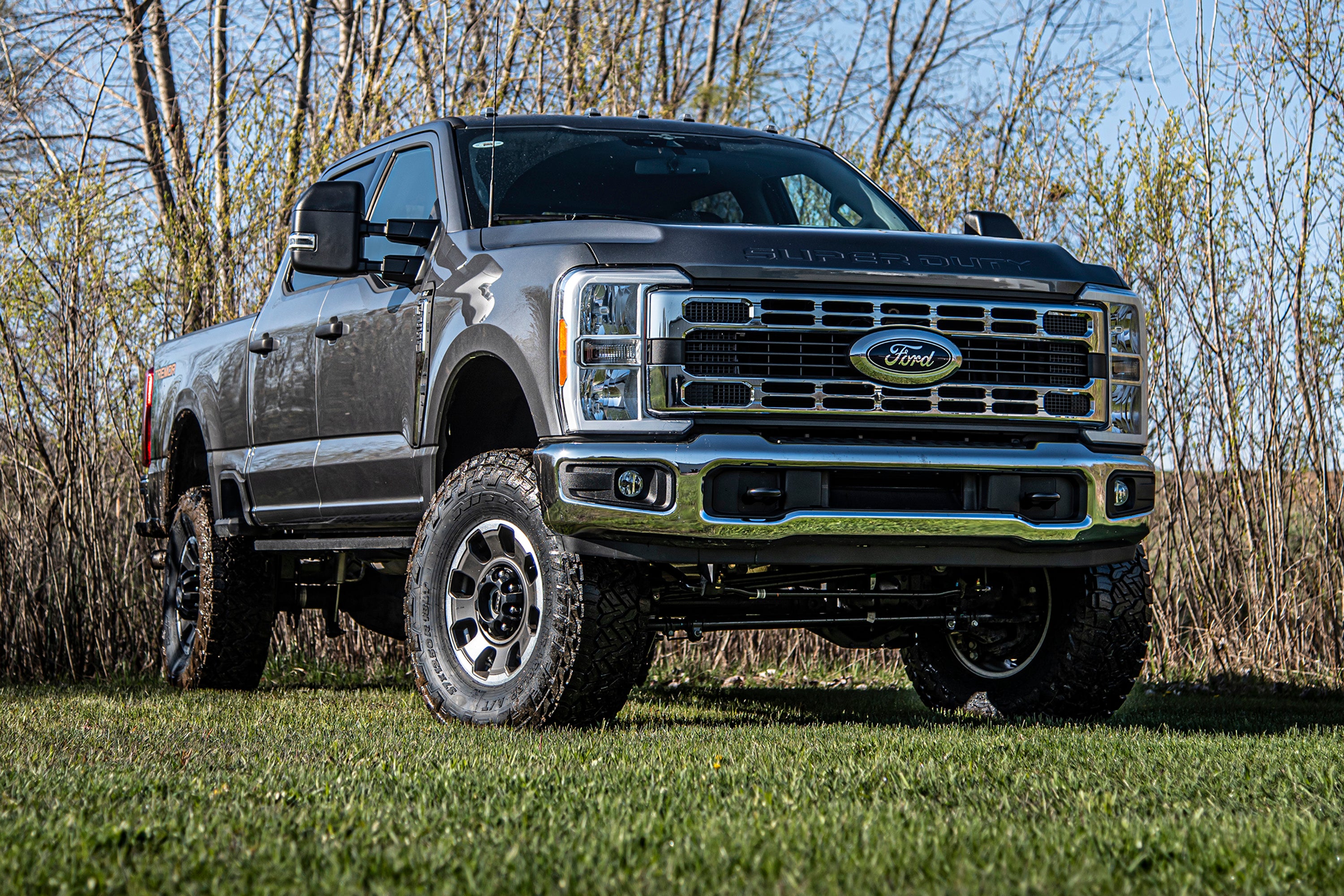 5 Inch Lift Kit w/ Radius Arm | FOX 2.5 Coil-Over Conversion - Performance Elite | Ford F250/F350 Super Duty (23-24) 4WD | Diesel