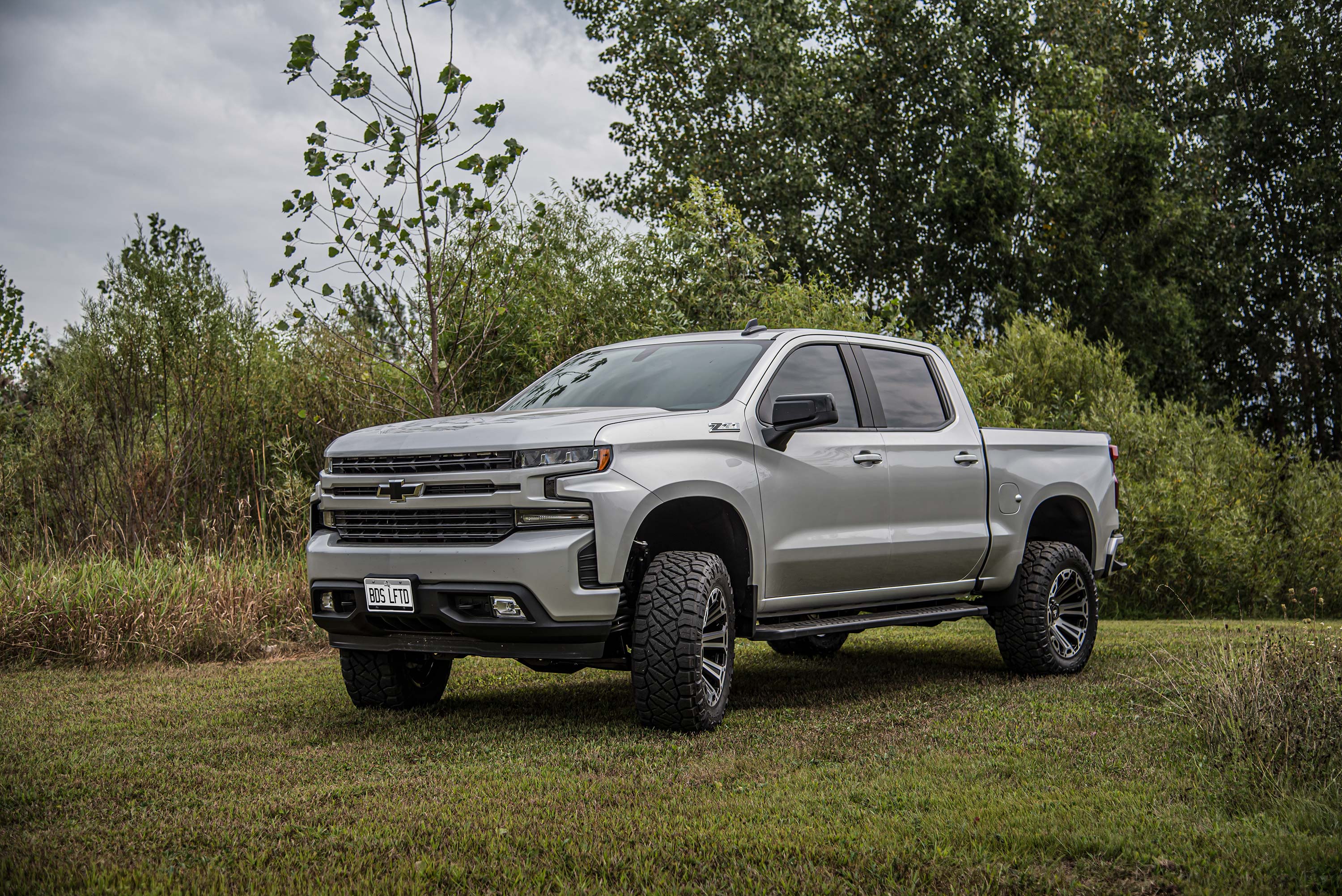 2.5 Inch Lift Kit | FOX 2.5 Performance Elite Coil-Over | Chevy Trail Boss or GMC AT4 1500 (19-24) 4WD | Gas